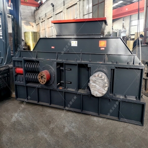 1200x800大型對輥制砂機-對輥破碎機發貨圖片