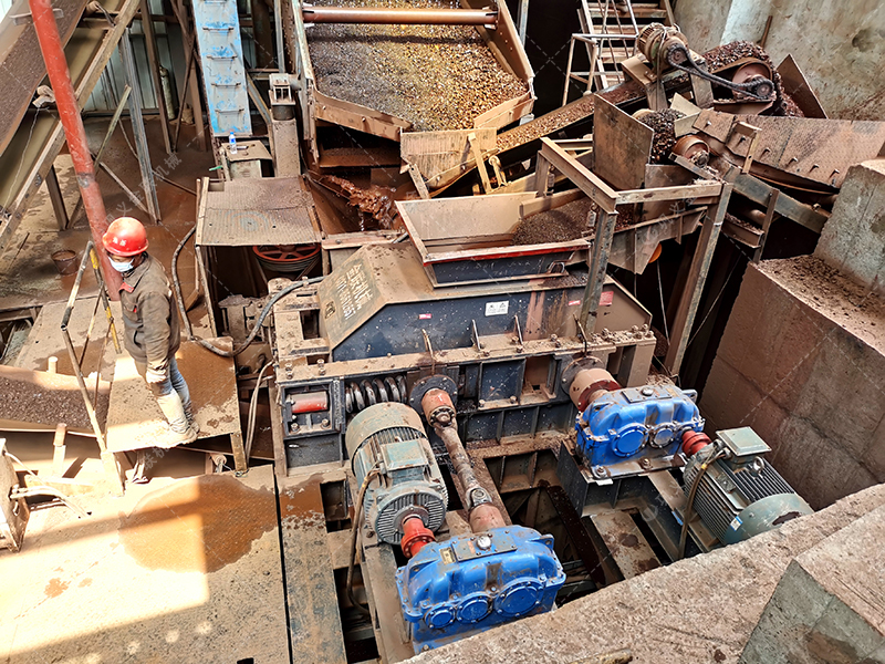 混凝土骨料用哪種巖石好?適合對(duì)輥制砂機(jī)加工嗎？