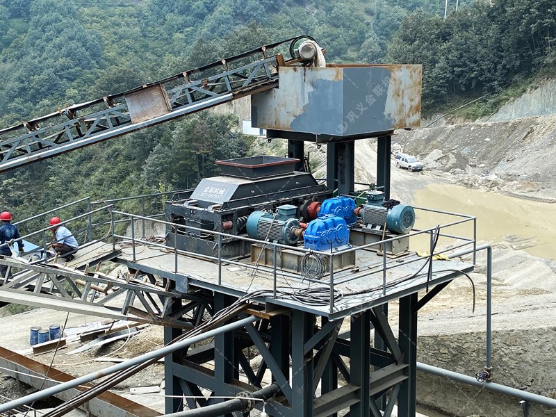 什么是對輥制砂機？工作原理、優勢及應用領域介紹