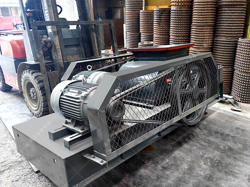 雙齒輥破碎機真的能“干濕通破”嗎?它的工作原理是什么? 雙齒輥破碎機真的能“干濕通破”嗎?它的工作原理是什么?